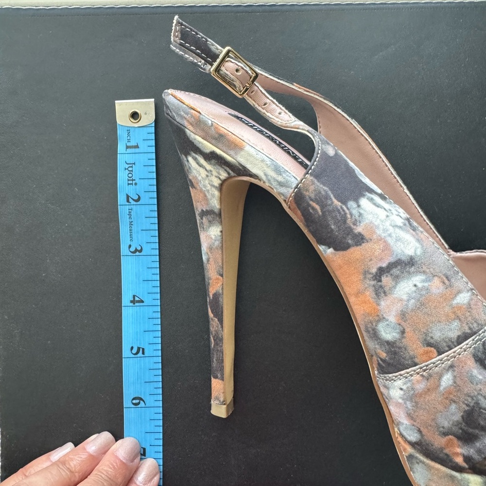 Adorable platform heels - Picture 8 of 8